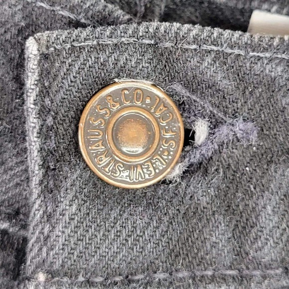 Vtg Levi’s 512 Womens Slim Fit Tapered Leg Denim Jeans Faded Black 5 Shorts - Picture 10 of 10